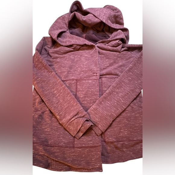 Lululemon Find Your Centre Wrap
Heathered Marled Rust Berry - Picture 9 of 12